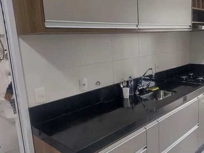 Apartamento mobiliado para aluguel possui 125 metros quadrados com 3 suítes