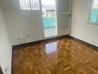 Apartamento para aluguel possui 57 metros quadrados com 2 quartos em Pilares - Rio de Jane