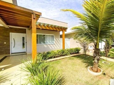 Casa com 3 dormitórios para alugar, 204 m² por R$ 7.800,00/mês - Jardim de Itapoan - Paulí