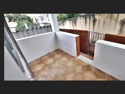 Casa de vila para aluguel possui 55 metros quadrados com 2 quartos em Piedade - Rio de Jan