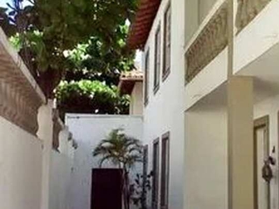 Casa para aluguel e venda tem 390 metros quadrados com 4 quartos em Amaralina - Salvador