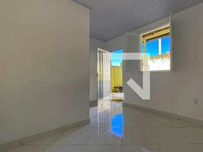 Casa para Aluguel - Penha, 2 Quartos, 40 m2