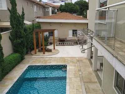 Casa Térrea no Bairro Jardim São Paulo - Piscina e Churrasqueira