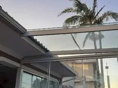 Excelente casa com 300m² para locação comercial em Coqueiros, Florianópolis