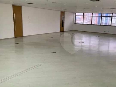 SALA COMERCIAL COM 3 VAGAS DE GARAGEM NA CHÁCARA SANTO ANTÔNIO