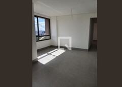 APARTAMENTO no 8º andar com 3 dormitórios e 2 garagens