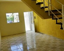 Casa a venda com 2 quartos -2 banheiros-quintal-Jardim Topázio-Aparecidinha-Vila Amato -So