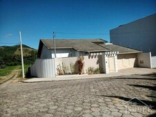 Casa à venda no bairro Jardim Santo Antônio em Santa Rita do Sapucaí