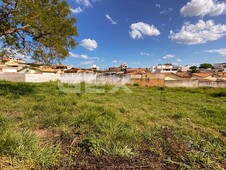 Terreno à venda no bairro Manoel Valinhas em Divinópolis