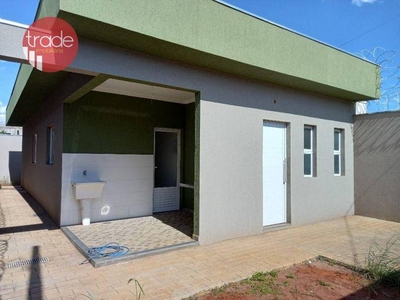 Casa com 3 Quartos e 2 banheiros à Venda, 73 m² por R$ 310.000