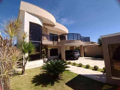 Casa com 4 quartos à venda no bairro Alto da Boa Vista, 340m²