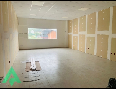 Sala/Escritório no Bairro Itoupava Central em Blumenau com 62 m²