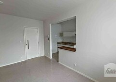 Apartamento com 1 quarto à venda no bairro Serra, 42m²