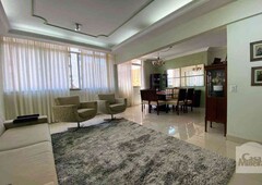 Apartamento com 4 quartos à venda no bairro Santo Antônio, 170m²