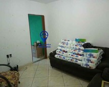 Casa a Venda no bairro Juliana em Belo Horizonte - MG. 2 banheiros, 4 dormitórios, 1 vaga