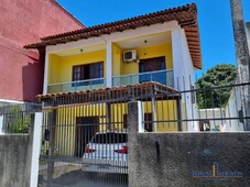Casa com 4 dormitórios à venda, 210 m² por R$ 670.000,00 - Hélio Ferraz - Serra/ES