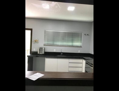 Casa no Bairro Badenfurt em Blumenau com 6 Dormitórios (2 suítes) e 300 m²