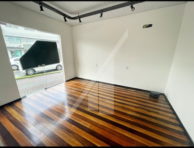 Sala/Escritório no Bairro Centro em Blumenau com 95 m²