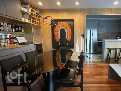 Apartamento à venda em Vila Olímpia com 95 m², 1 quarto, 1 suíte, 2 vagas