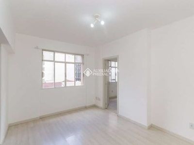Apartamento com 1 quarto para alugar na Rua Jerônimo Coelho, 44, Centro Histórico, Porto Alegre, 43 m2 por R$ 1.250