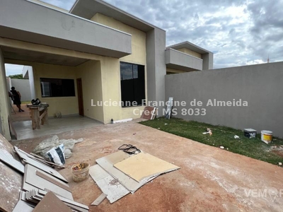 Casa Térrea com 2 Quartos à Venda por R$ 300.000