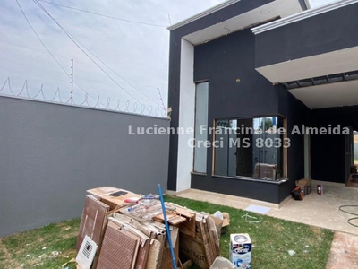 Casa Térrea com 3 Quartos à Venda por R$ 350.000