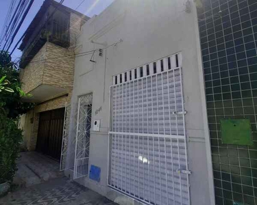 CC2133) Casa comercial com 75m² - Centro