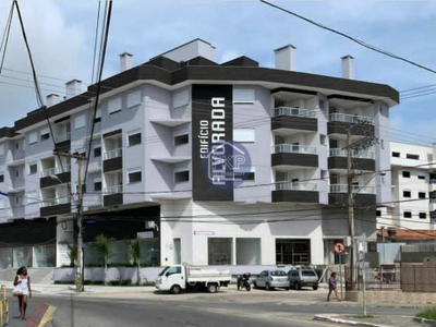 Cobertura duplex com 3 dormitórios a venda na praia dos Ingleses - Florianópolis - SC
