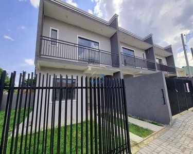 Lindo sobrado de esquina à venda com 2 quartos no bairro Pinherinho em Curitiba