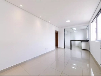 Apartamento à venda em Grajaú com 80 m², 2 quartos, 1 suíte, 1 vaga