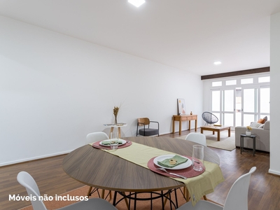 Apartamento à venda em Pinheiros com 129 m², 3 quartos, 1 suíte, 1 vaga