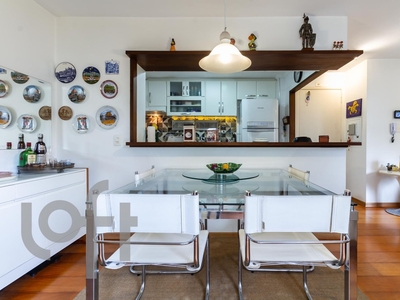 Apartamento à venda em Vila Andrade com 74 m², 2 quartos, 1 suíte, 2 vagas