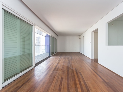 Apartamento à venda em Vila Olímpia com 95 m², 1 quarto, 1 suíte, 1 vaga