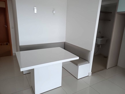 Apartamento com 2 Quartos e 2 banheiros à Venda, 65 m² por R$ 495.000