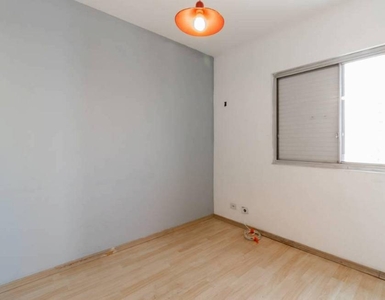 Apartamento com 2 Quartos e 2 banheiros para Alugar, 70 m² por R$ 2.100/Mês