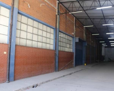 Galpão Industrial e Comercial, 2.800m² para alugar em Osasco - SP
