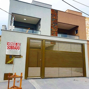 Casa com 4 quartos à venda no bairro Jaó, 210m²