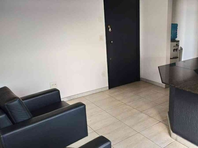 Sala para alugar no bairro Buritis, 70m²