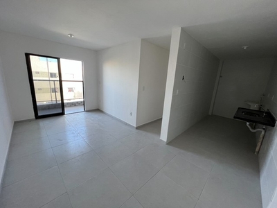 Apartamento à venda com 3 quartos, lazer e elevador na Praia do Poço - Cabedelo/PB