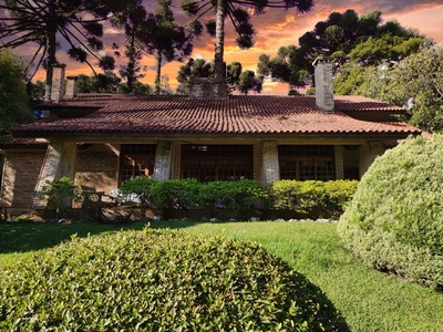 CANELA - Casa de Condomínio - Laje de Pedra