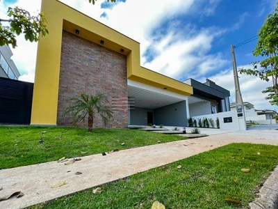 Casa em condomínio a Venda no Terras do Vale no Bairro do Grama em Caçapava