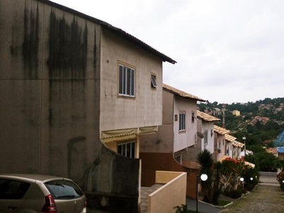 Casa para Venda em Niterói, Badu, 3 dormitórios, 1 suíte, 3 banheiros, 1 vaga