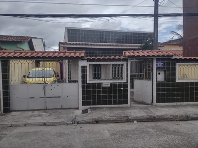 Casa Sepetiba 2 Quartos sala cozinha banheiro garagem 3 carros R$ 180 000.00
