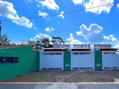 Casa Térrea com 2 Quartos à Venda por R$ 175.000
