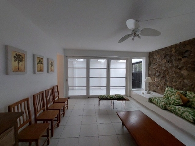 Região nobre apartamento no térreo 4 dormitórios Pitangueiras Guarujá SP