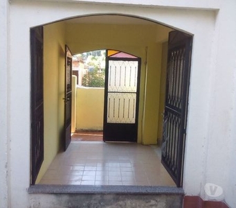 Vendo duas casas em vila Niteroi Rio de Janeiro.