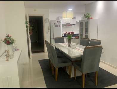 Apartamento no Bairro Tribess em Blumenau com 3 Dormitórios (3 suítes) e 140 m²