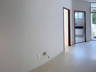 Apartamento à venda em Jardim Guanabara com 68 m², 3 quartos, 1 vaga