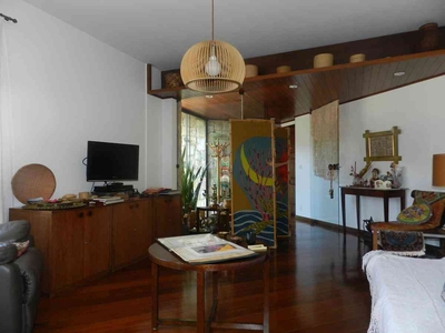 Apartamento com 4 quartos à venda no bairro Serra, 162m²