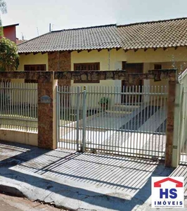 Casa com 3 quartos à venda no bairro Andes